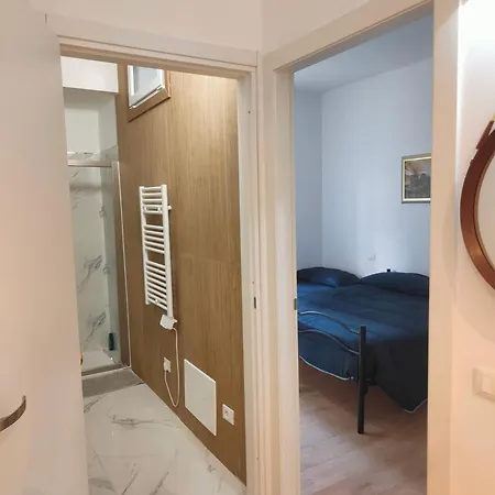 公寓 Airali House 阿尔本加
