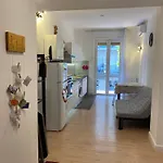 Airali House *