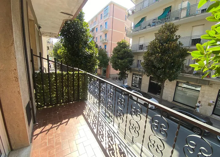 Airali House * 알벤가